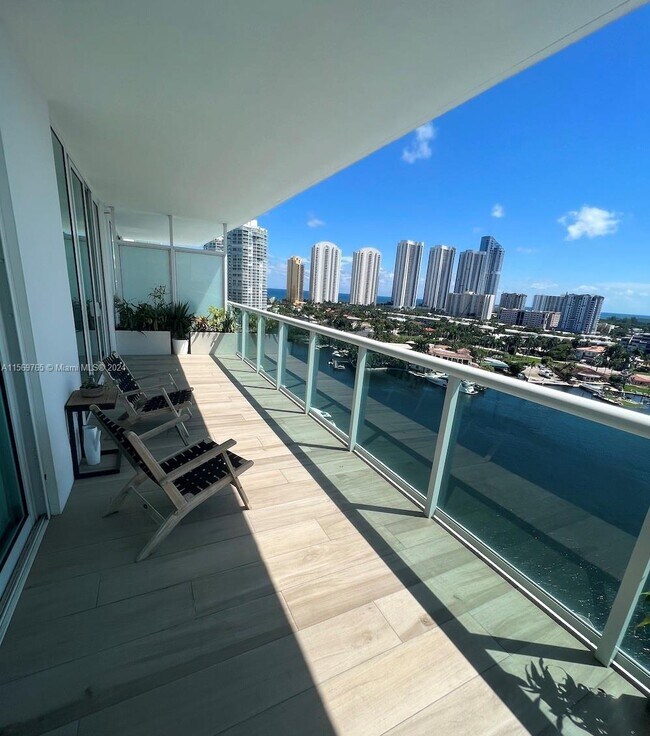 Building Photo - 400 Sunny Isles Blvd