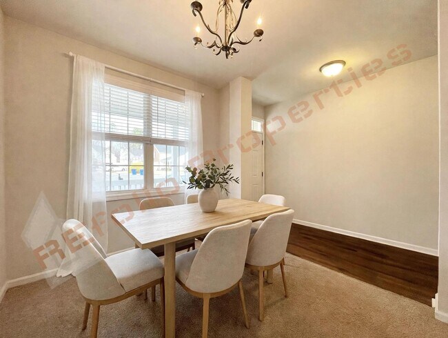 Building Photo - Spacious 4 Bedroom 2.5 Bath Home with Brand-New Carpet and 2 Car-Garage Home in Cul-de-sac @ Tayl...