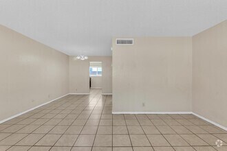 Building Photo - 3300 Hayes Ave