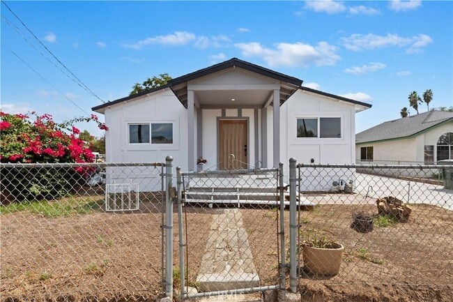 Foto del edificio - 7830 Casa Blanca St