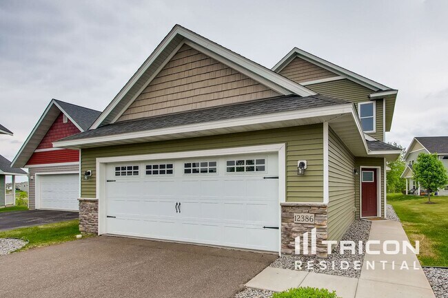 Building Photo - 12386 69th Ln NE