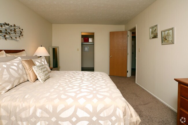 Dos dormitorios - Mill Creek Village