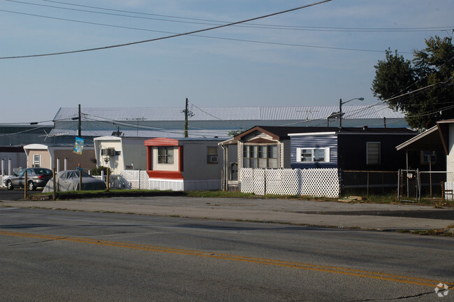 Building Photo - Woodlynne Mobile Home Community