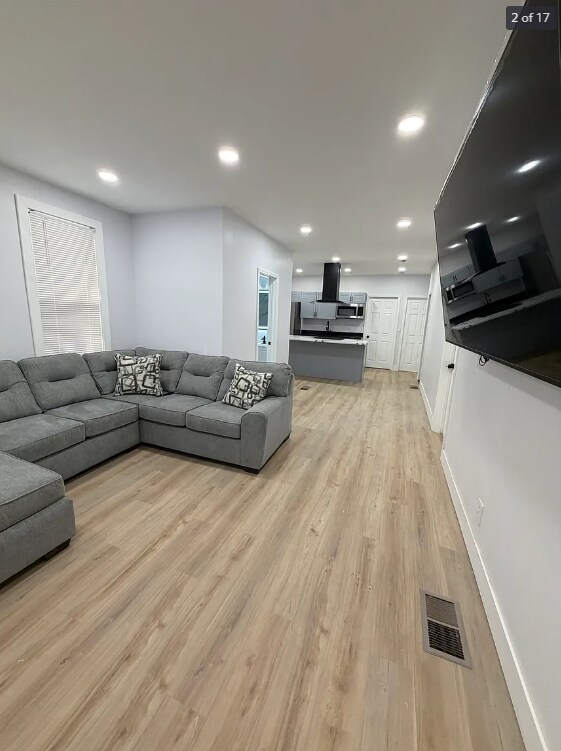 Foto del edificio - 34 Seminary Ave