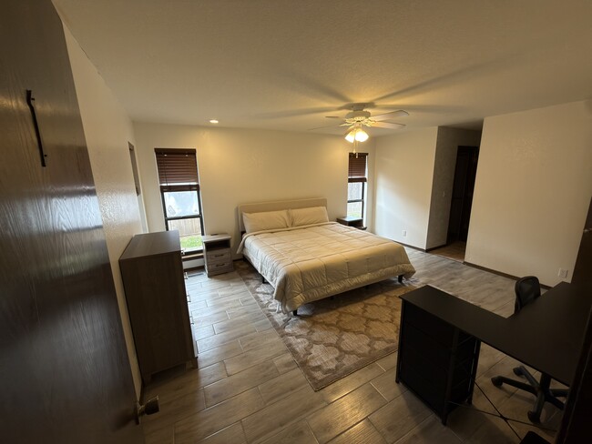 Dormitorio principal (1) - 2105 Appomattox