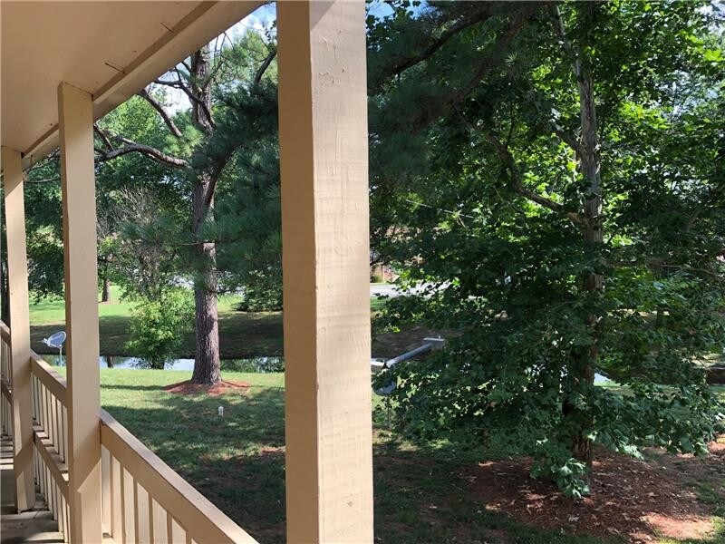 Primary Photo - 130 S Estes Dr