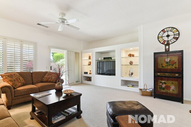 Building Photo - Charming 2BR House in Surprise