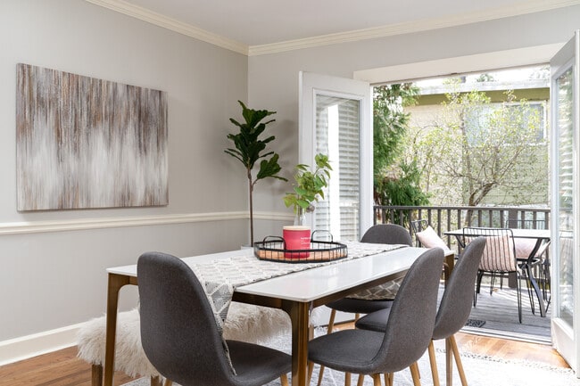 Dining Room - 104 Terrace Dr NE