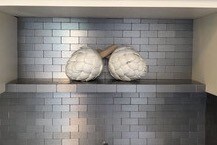 Detalle del protector contra salpicaduras de la cocina - 1810 E Oakland Park Blvd