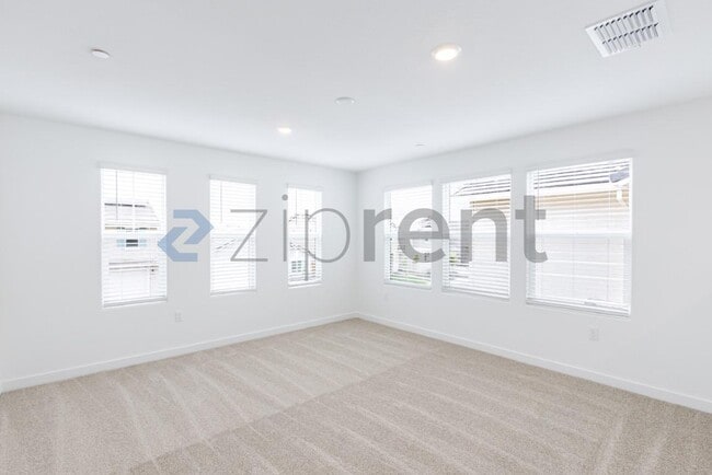 Building Photo - 8399 Sinesky Wy