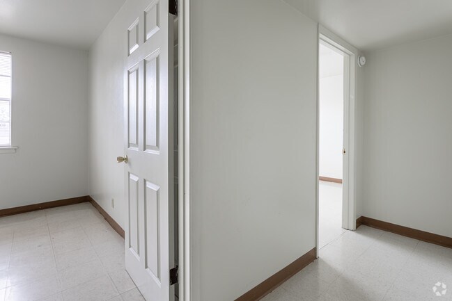 2HAB, 1BA - 759 ft² - Willow Park Apartments