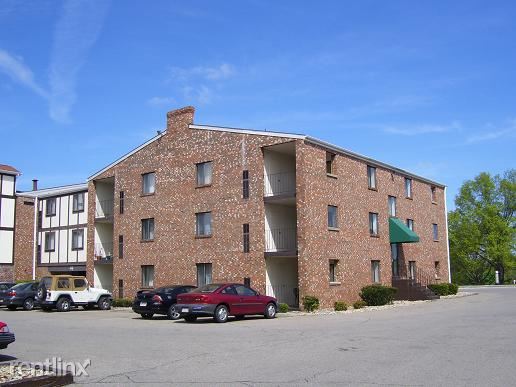 Building Photo - 153 Schwitter Ave