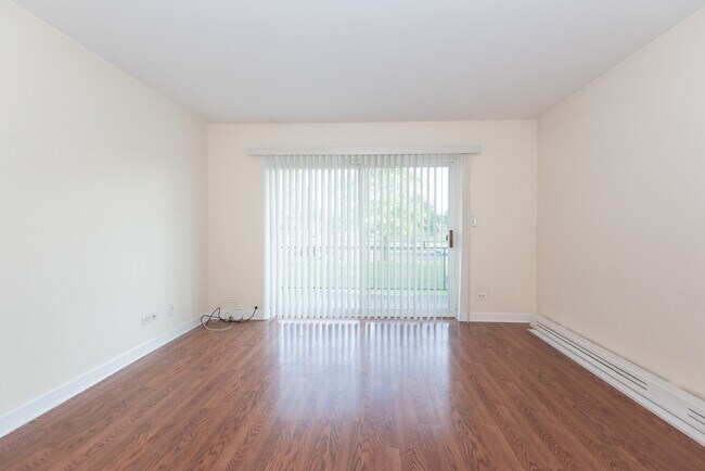 Foto del edificio - 2234 S Goebbert Rd