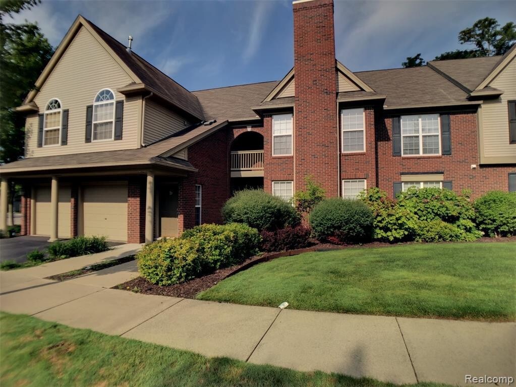 Primary Photo - 28557 Carlton Way Dr