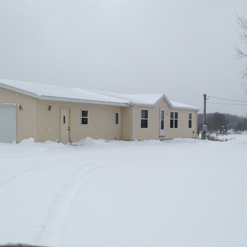 Primary Photo - 12549 McKinley Rd