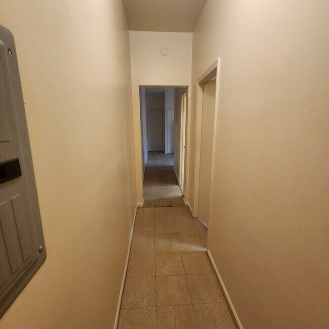 Foto del edificio - 651 S 13th St