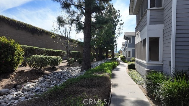 Foto del edificio - 17859 Graystone Ave