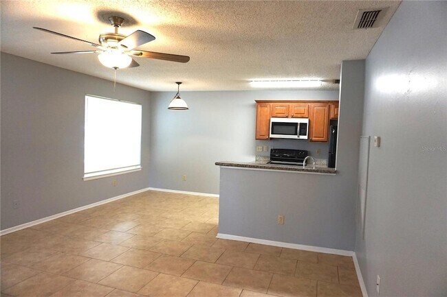 Foto del edificio - 732 Secret Harbor Ln