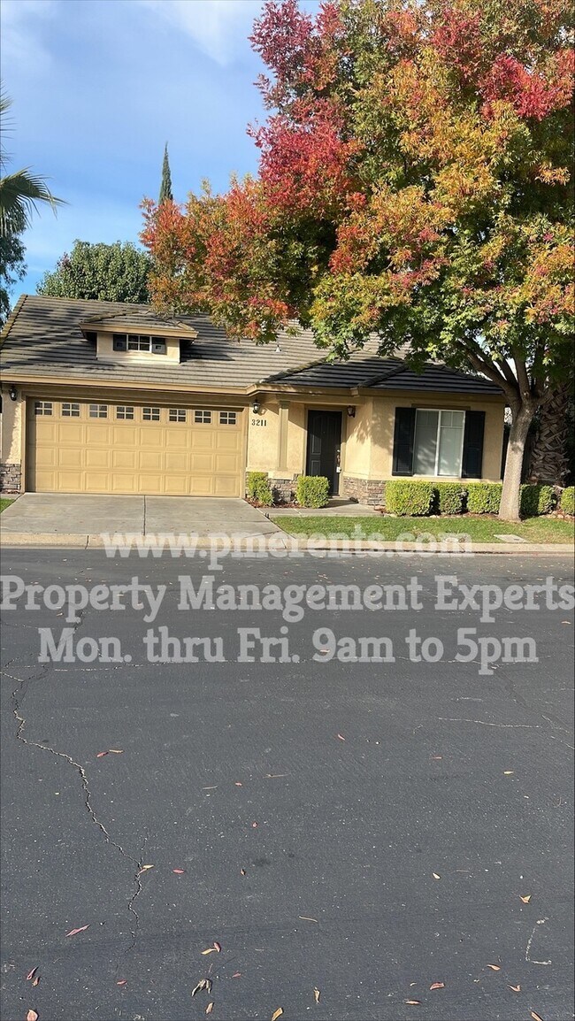 Building Photo - 3211 Amberfield Cir