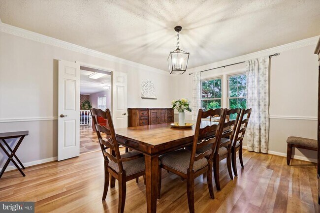 Foto del edificio - 11828 Dinwiddie Dr