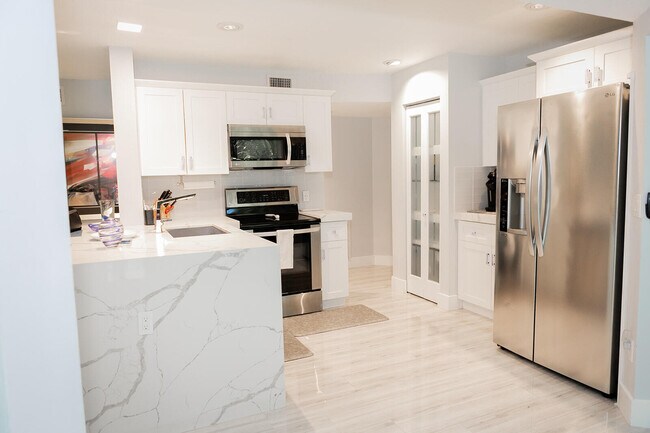 Foto del edificio - 5700 Coach House Cir