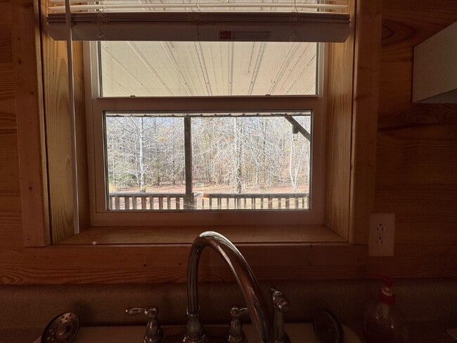 Building Photo - Quiet & Rustic 2BR/2BA Cabin Quick Drive to MSU – Spring '26 Semester Lease (Some Utilities Inclu...
