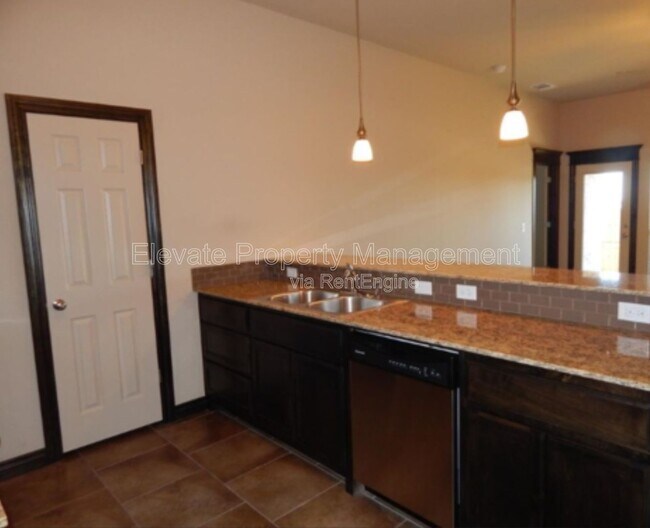 Foto del edificio - 2314 Starwood Wy