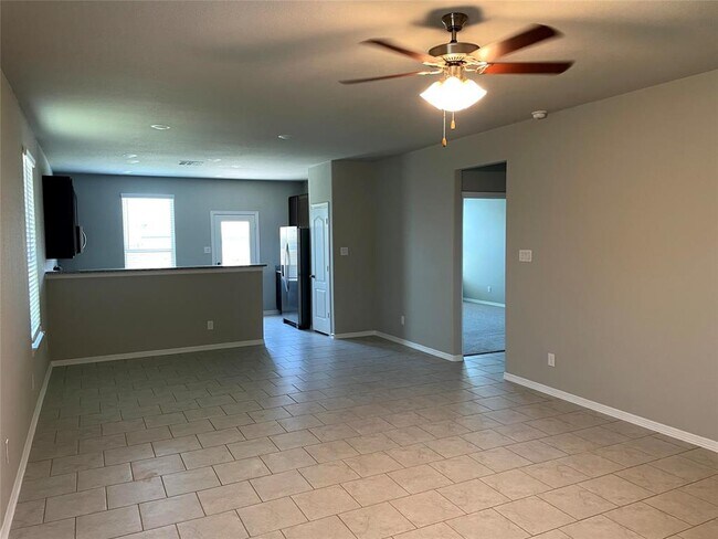 Foto del edificio - 25530 Valverdant Ct
