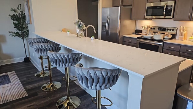 Building Photo - 110 N Boston Ave