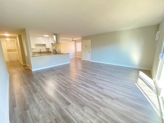 Building Photo - 3207 Bagley Ave