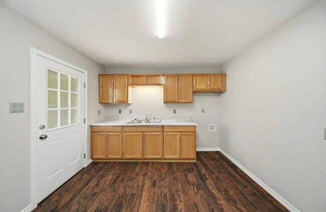 Foto del edificio - 435 Avondale Ave