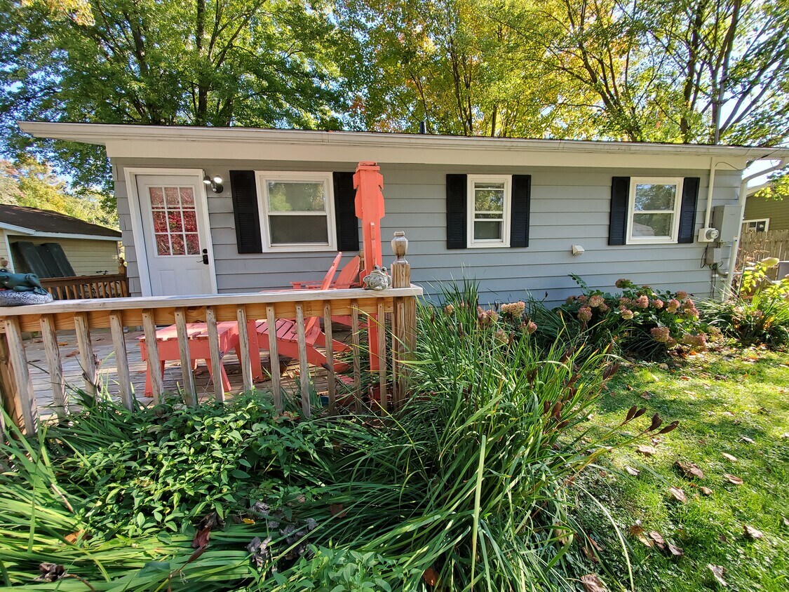 9064 Loveless Dr NE, Rockford, MI 49341 House Rental in Rockford, MI