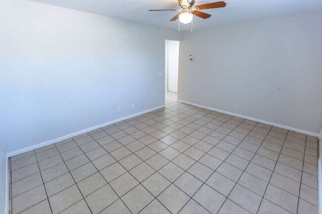 Foto del edificio - 1309 N Arbor Ave