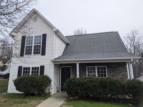 Building Photo - Room in House on Brian William Rd