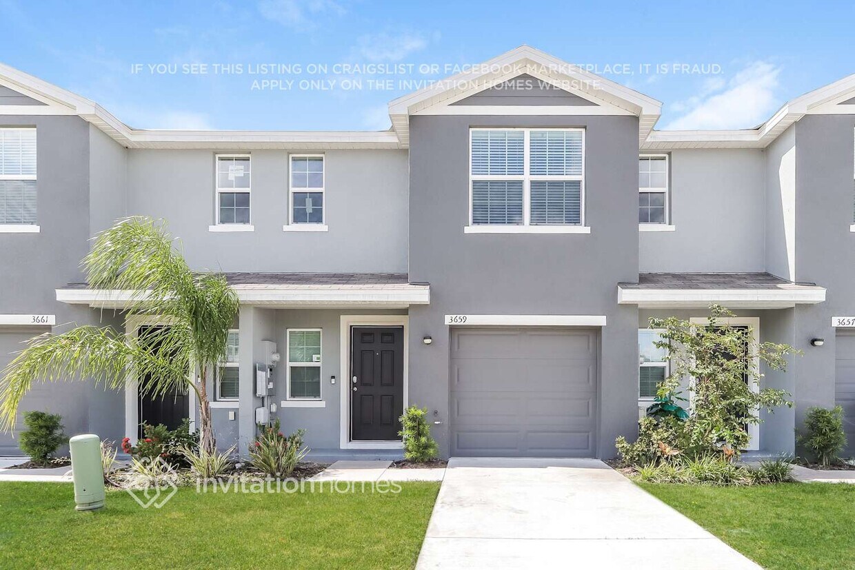 Foto principal - 3659 Brownsville Pl