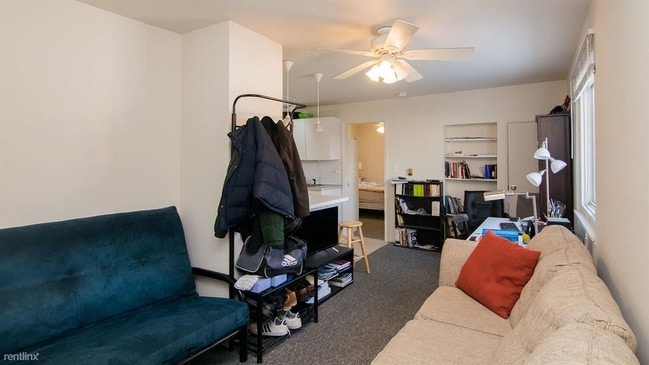 Building Photo - Studio, 1 bath House - 811 E Ann St 811 E....