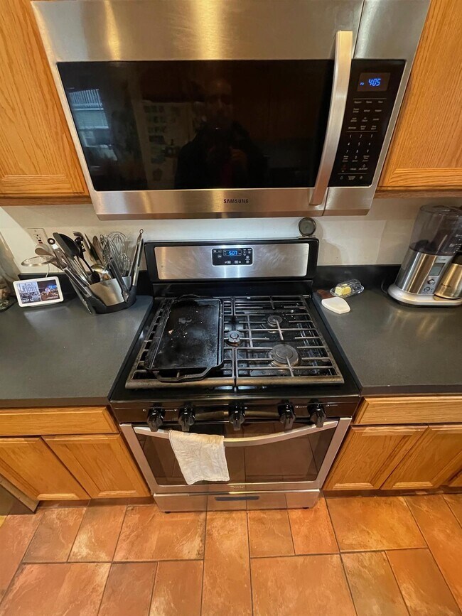 Foto del edificio - 23 Hall St