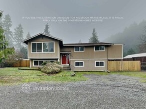 Building Photo - 8313 121st St E