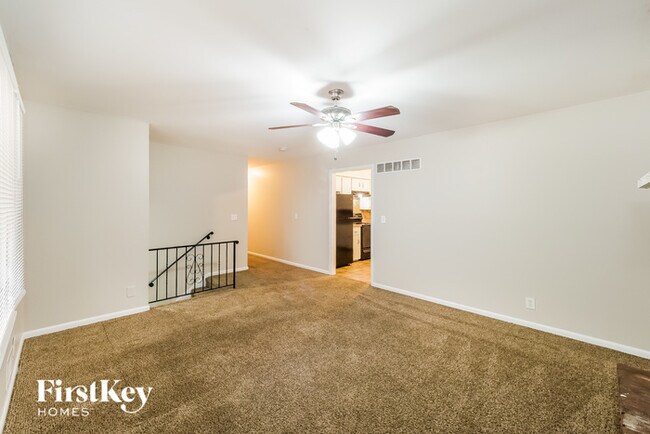 Foto del edificio - 10809 E 66th Terrace