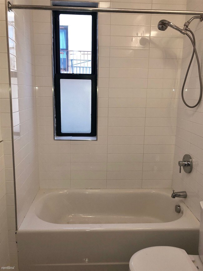 Foto del edificio - 2475 38th St