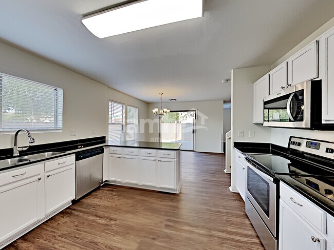 Foto del edificio - 11442 E Quarry Ave