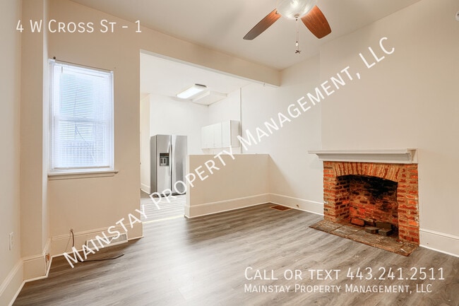 Foto del edificio - 4 W Cross St