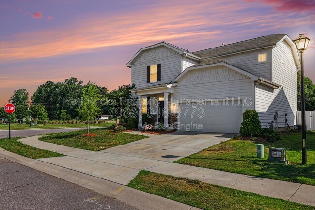 Building Photo - 6018 Weddington Pointe Dr