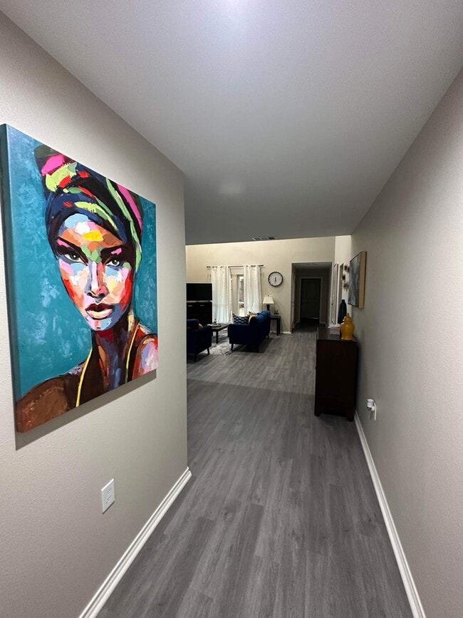 Building Photo - 429 N Denley Dr
