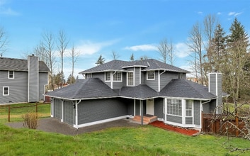 Building Photo - 27800 20th Pl S