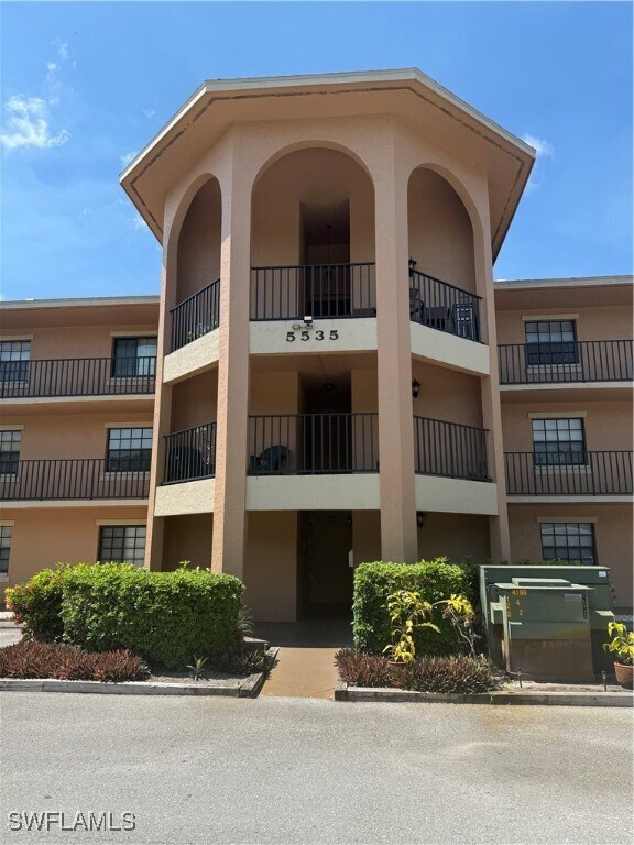 Foto del edificio - 5535 Rattlesnake Hammock Rd