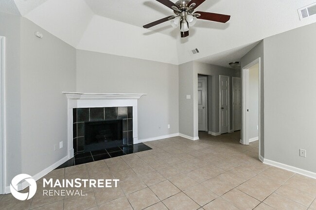 Building Photo - 7865 Shadowland Cove