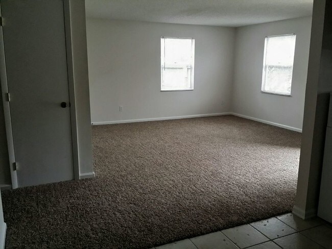 Building Photo - 3058 Mangrove Avenue