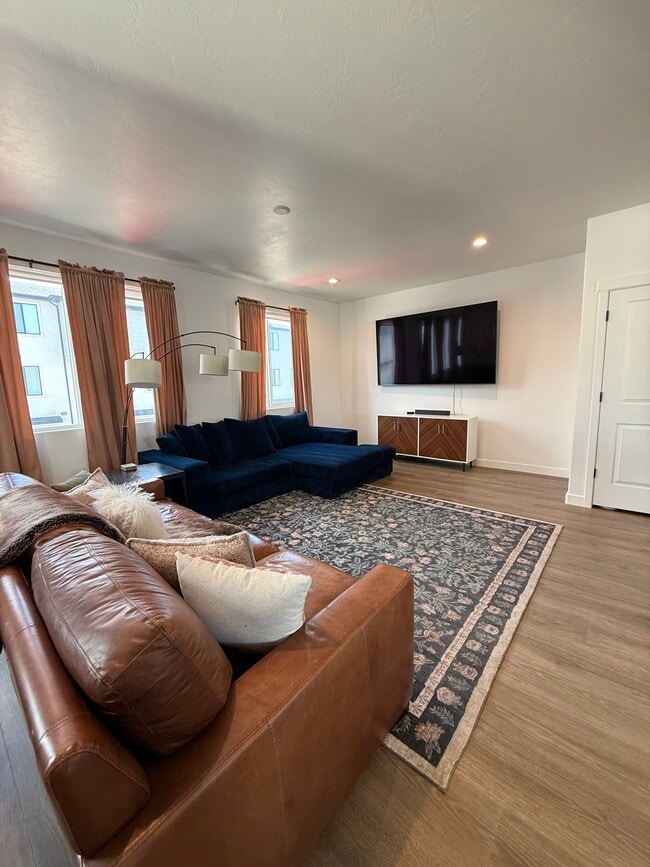 Building Photo - 508 S 1080 W