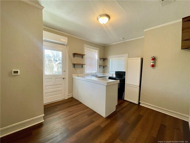 Foto del edificio - 113 Hillside Ave